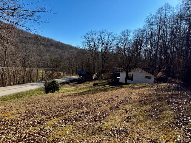 16202 200 Highway, Monticello, KY 42633