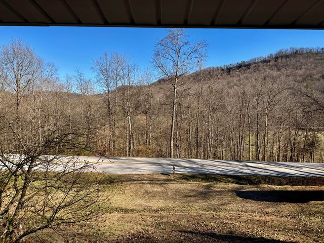 16202 200 Highway, Monticello, KY 42633