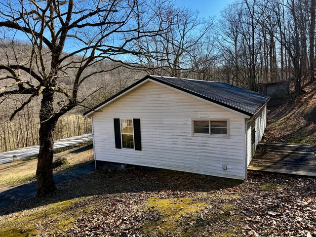 16202 200 Highway, Monticello, KY 42633