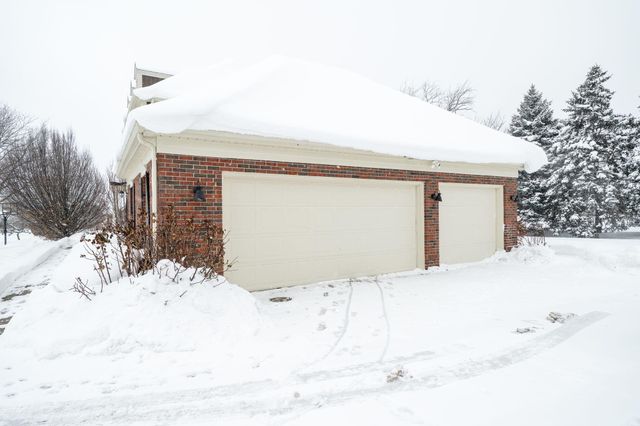 1367 Meadow Green Court SE, Caledonia, MI 49316