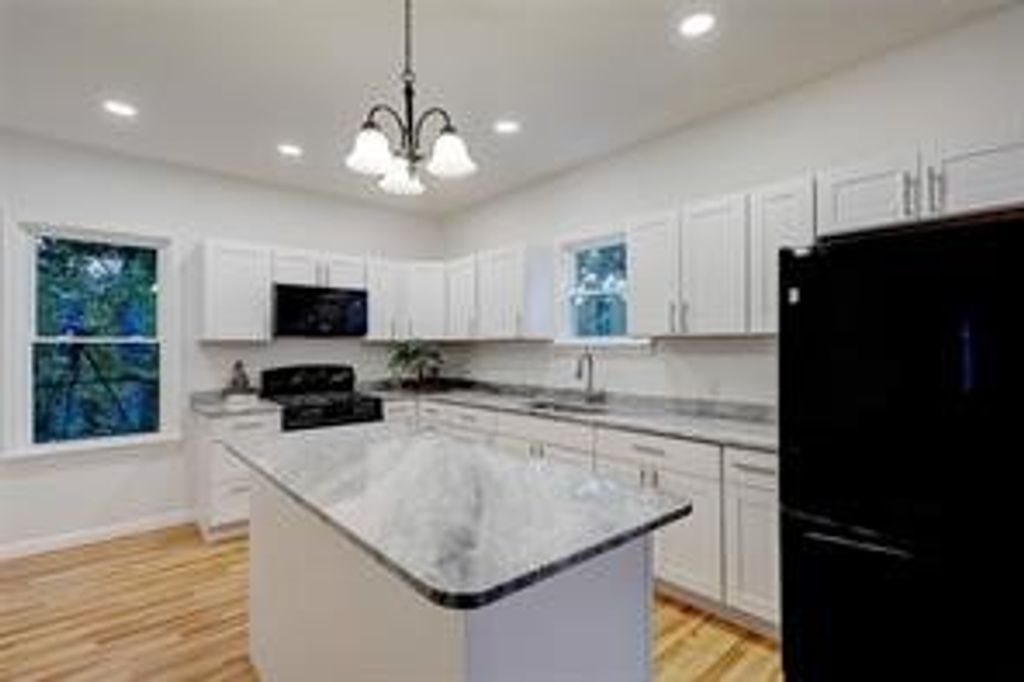 79 Wendell Street 2, Providence, RI 02909