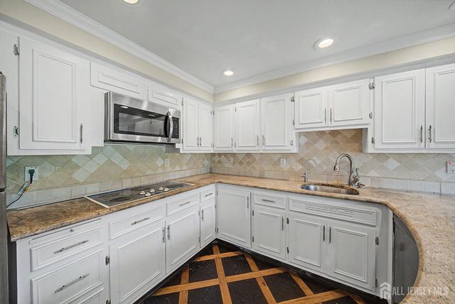 396 New Dover Road, Colonia, NJ 07067
