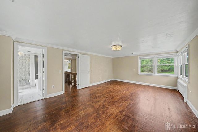 396 New Dover Road, Colonia, NJ 07067
