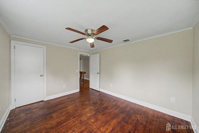 396 New Dover Road, Colonia, NJ 07067