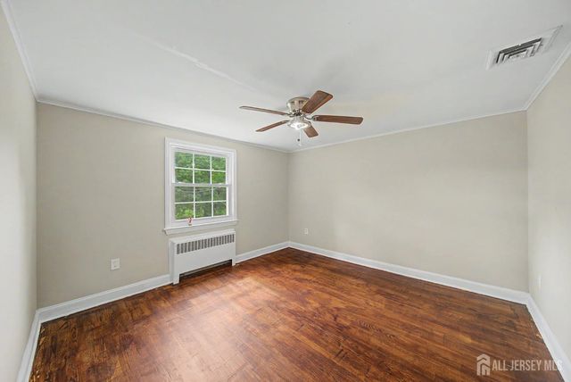 396 New Dover Road, Colonia, NJ 07067