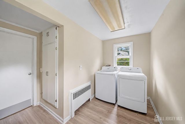 396 New Dover Road, Colonia, NJ 07067