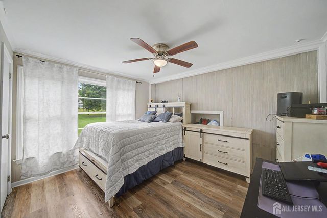 396 New Dover Road, Colonia, NJ 07067