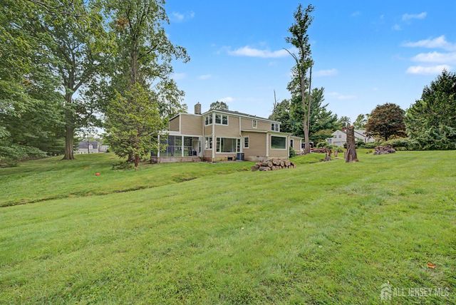 396 New Dover Road, Colonia, NJ 07067