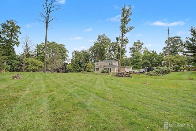 396 New Dover Road, Colonia, NJ 07067