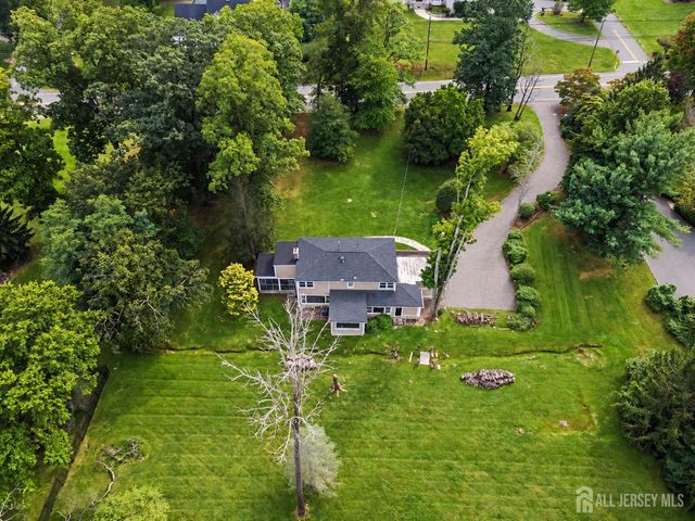 396 New Dover Road, Colonia, NJ 07067