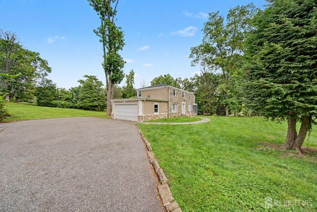 396 New Dover Road, Colonia, NJ 07067