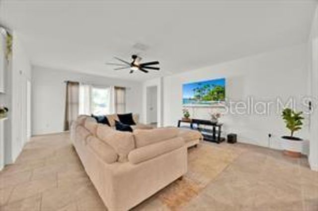 358 HAMLET LOOP, Davenport, FL 33837