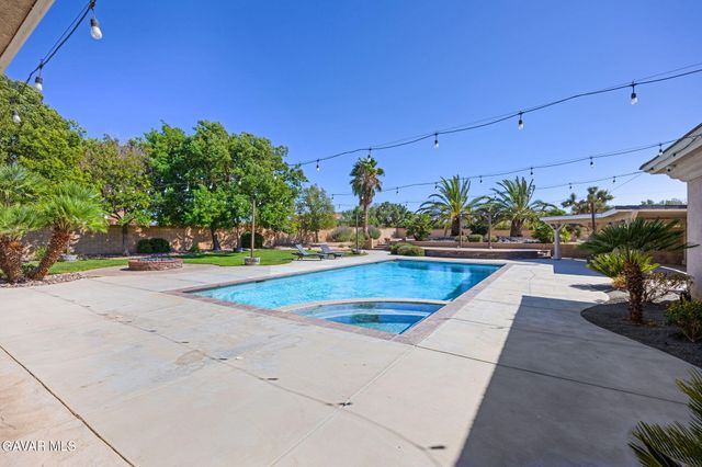 2662 Shmily Court, Lancaster, CA 93536