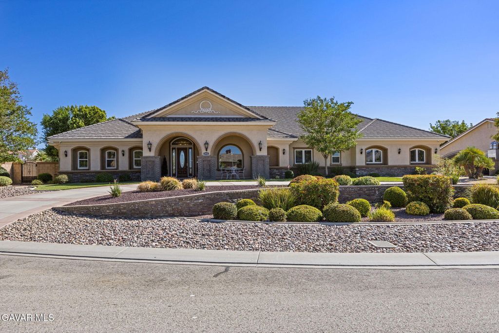 2662 Shmily Court, Lancaster, CA 93536
