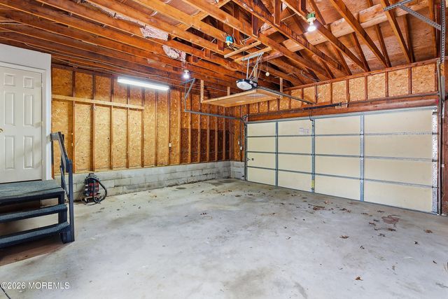 638 Freehold Road, Jackson, NJ 08527