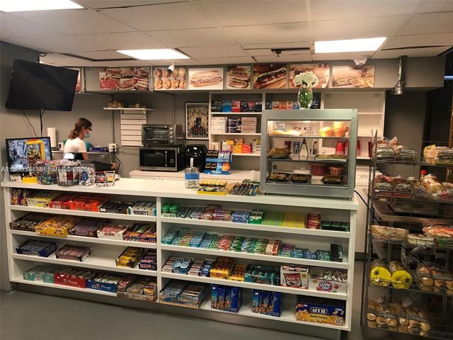 100 Lincoln Rd 620, Miami Beach, FL 33139