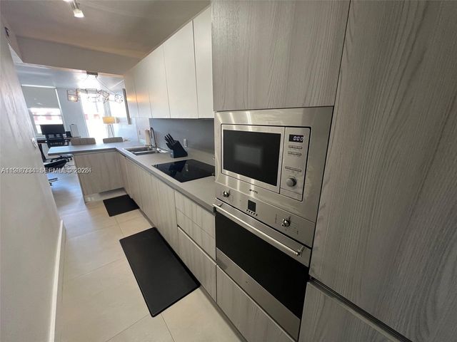 100 Lincoln Rd 620, Miami Beach, FL 33139