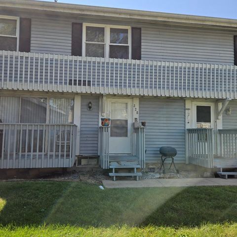 228 ELKHORN Court B, Bolingbrook, IL 60440