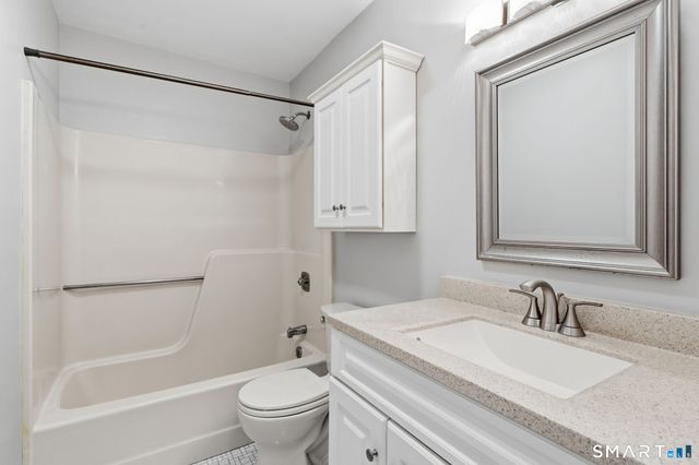 808 Twin Circle Drive 808, South Windsor, CT 06074