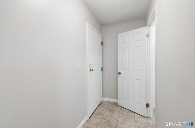 808 Twin Circle Drive 808, South Windsor, CT 06074