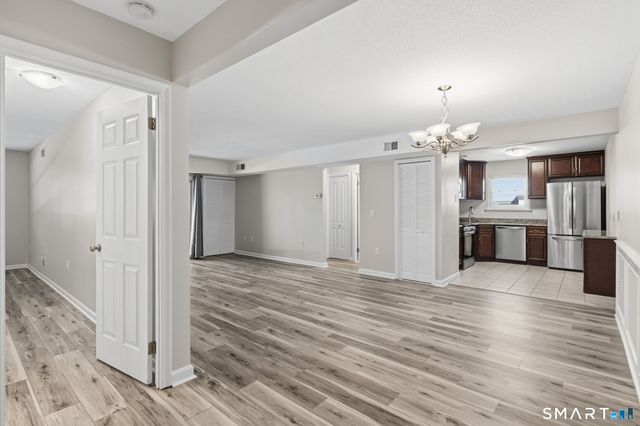 808 Twin Circle Drive 808, South Windsor, CT 06074