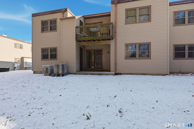 808 Twin Circle Drive 808, South Windsor, CT 06074