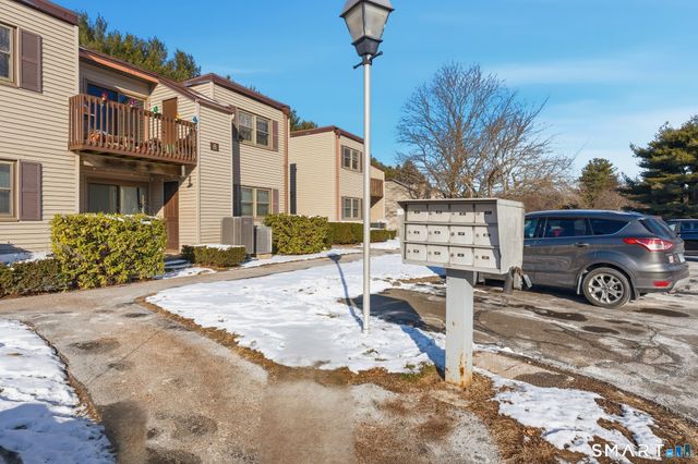 808 Twin Circle Drive 808, South Windsor, CT 06074