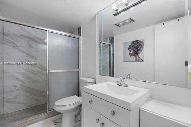 4043 NW 16th Street 201, Lauderhill, FL 33313