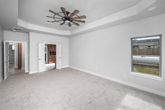280 Mountain Ridge Pl, Lawton, OK 73507
