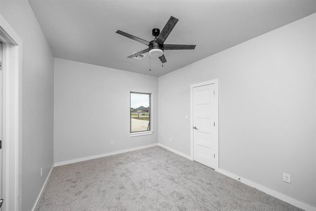 280 Mountain Ridge Pl, Lawton, OK 73507