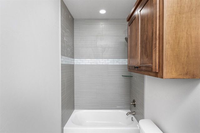 280 Mountain Ridge Pl, Lawton, OK 73507