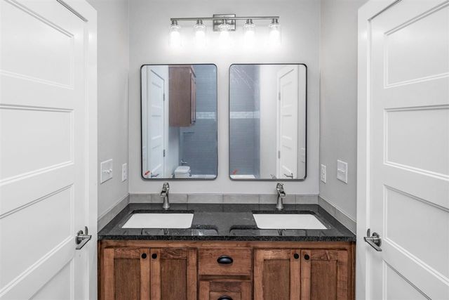 280 Mountain Ridge Pl, Lawton, OK 73507