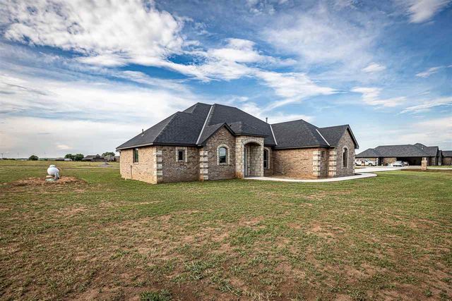 280 Mountain Ridge Pl, Lawton, OK 73507