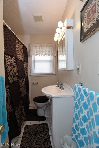 805 Clark Street, Elyria, OH 44035