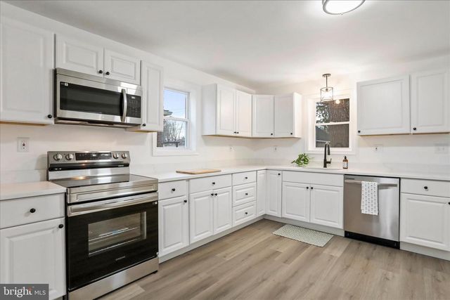 11424 ENGLEWOOD RD, Hagerstown, MD 21740