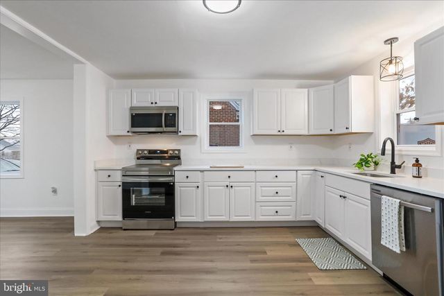 11424 ENGLEWOOD RD, Hagerstown, MD 21740