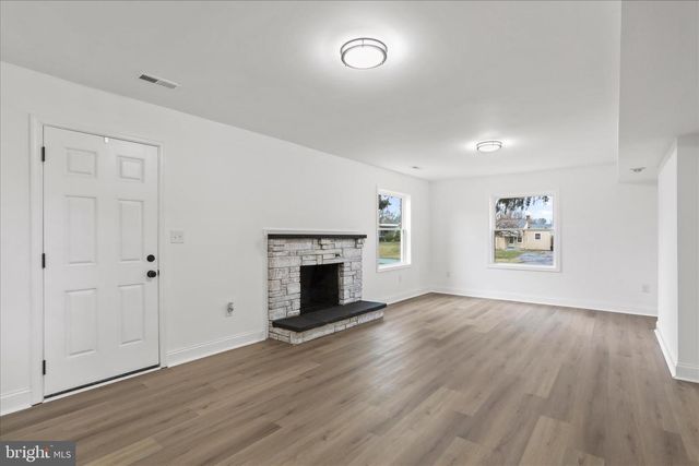 11424 ENGLEWOOD RD, Hagerstown, MD 21740