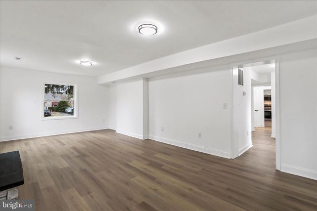 11424 ENGLEWOOD RD, Hagerstown, MD 21740