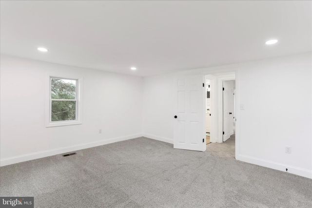 11424 ENGLEWOOD RD, Hagerstown, MD 21740