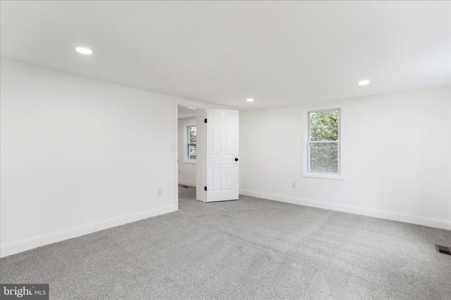 11424 ENGLEWOOD RD, Hagerstown, MD 21740