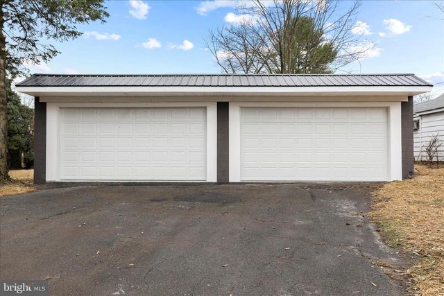 11424 ENGLEWOOD RD, Hagerstown, MD 21740