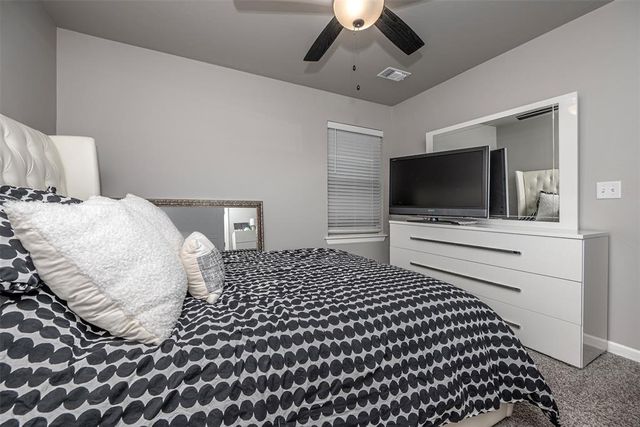 9124 NW 124th Street, Yukon, OK 73099