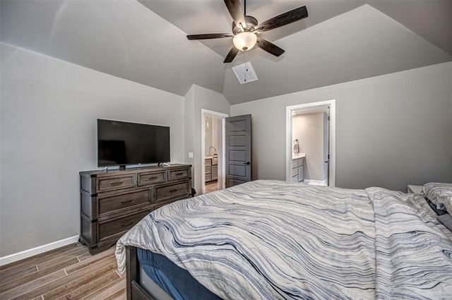 9124 NW 124th Street, Yukon, OK 73099