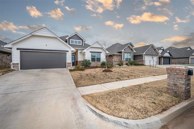 9124 NW 124th Street, Yukon, OK 73099