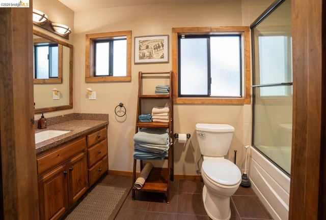 22667 Bret Harte Dr, Twain Harte, CA 95383