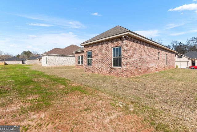 603 Bristleleaf Path, Kathleen, GA 31047