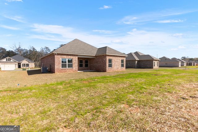 603 Bristleleaf Path, Kathleen, GA 31047