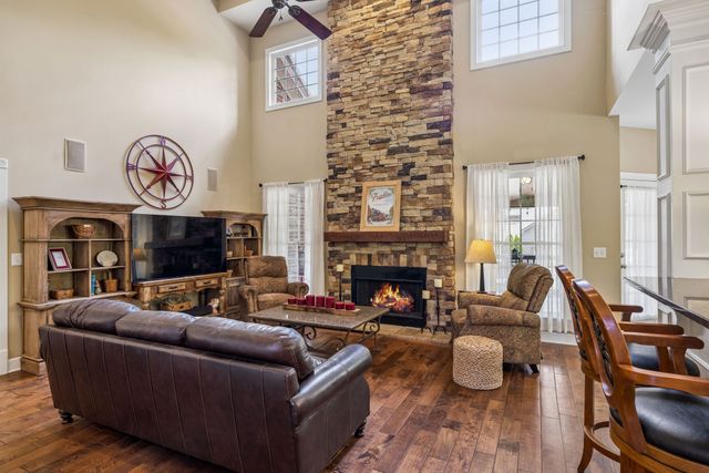 110 Cornerstone Cir, Franklin, TN 37064