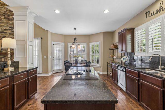 110 Cornerstone Cir, Franklin, TN 37064