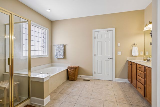 110 Cornerstone Cir, Franklin, TN 37064